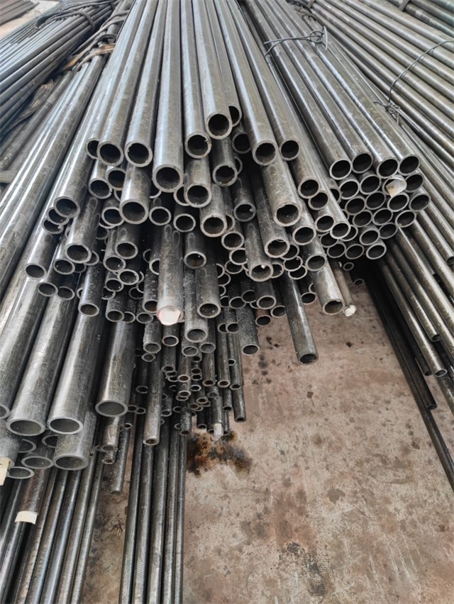 吐鲁番16mn精密无缝钢管