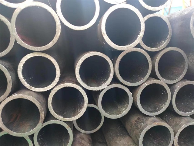 吐鲁番10#结构用无缝钢管