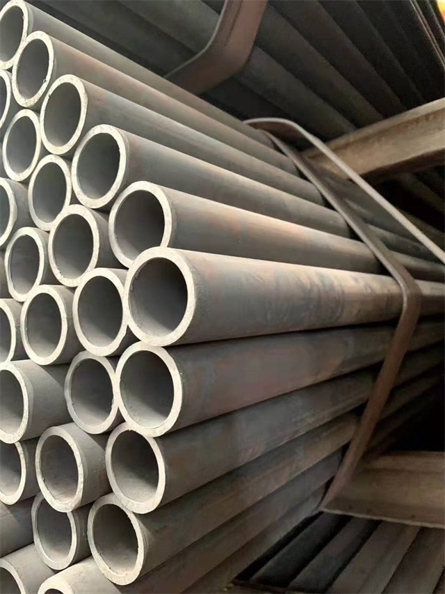 吐鲁番35#结构无缝钢管