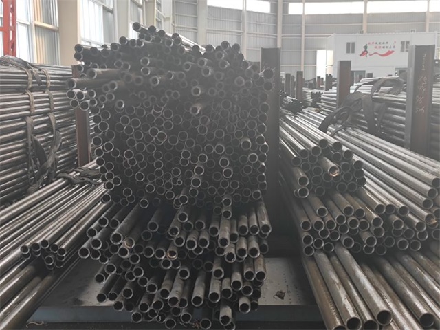 吐鲁番精密无缝钢管现货批发