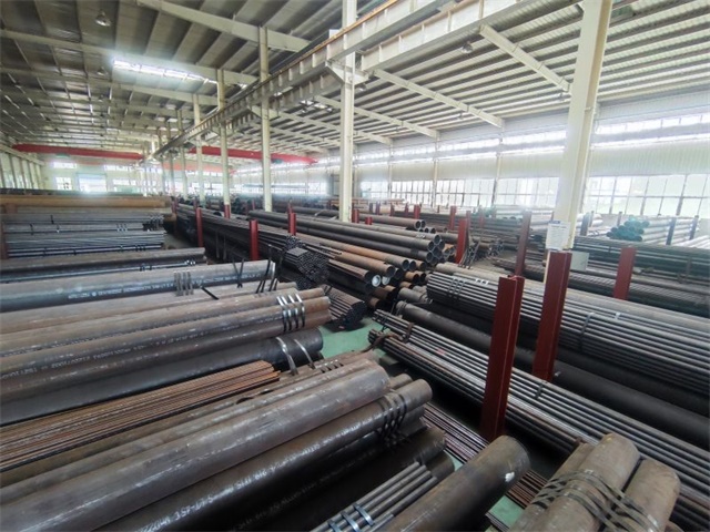吐鲁番15CrMoG高压锅炉用无缝钢管